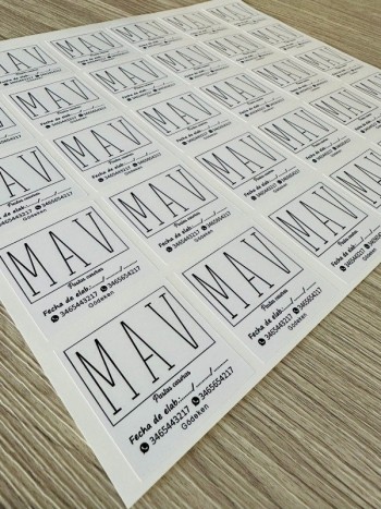 STICKERS DE PAPEL EN PLANCHA 29X44CM