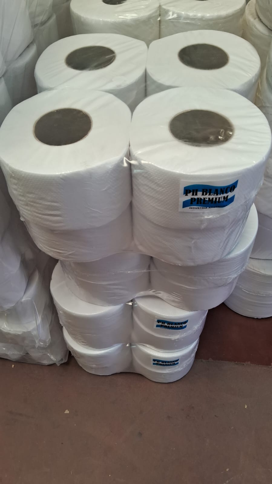 PAPEL HIGIENICO JUMBO X8 ARGENTINO CONO GRANDE PREMIUM