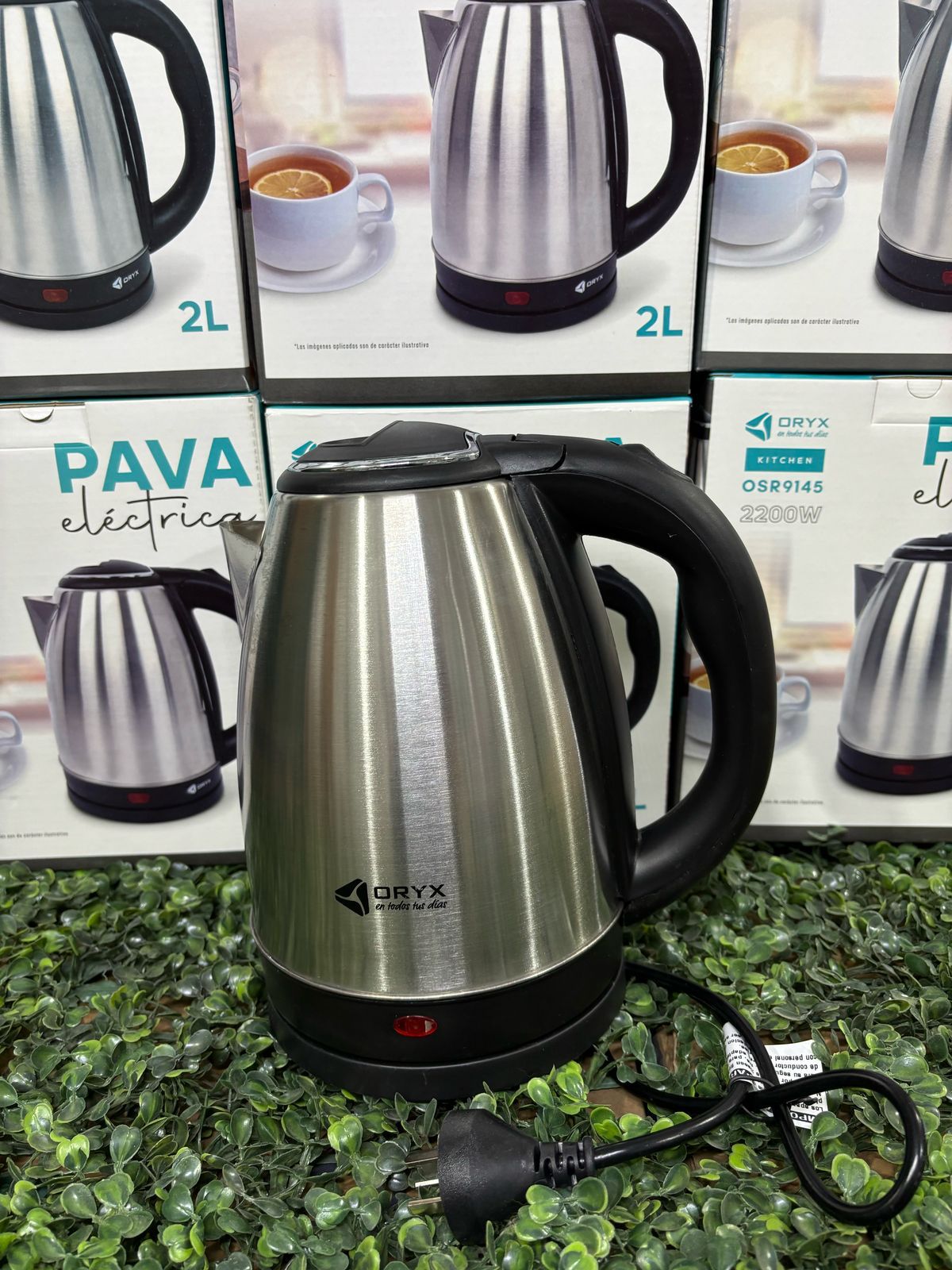 Pava eléctrica de acero inóxidable 2 litros sin corte - ORYX