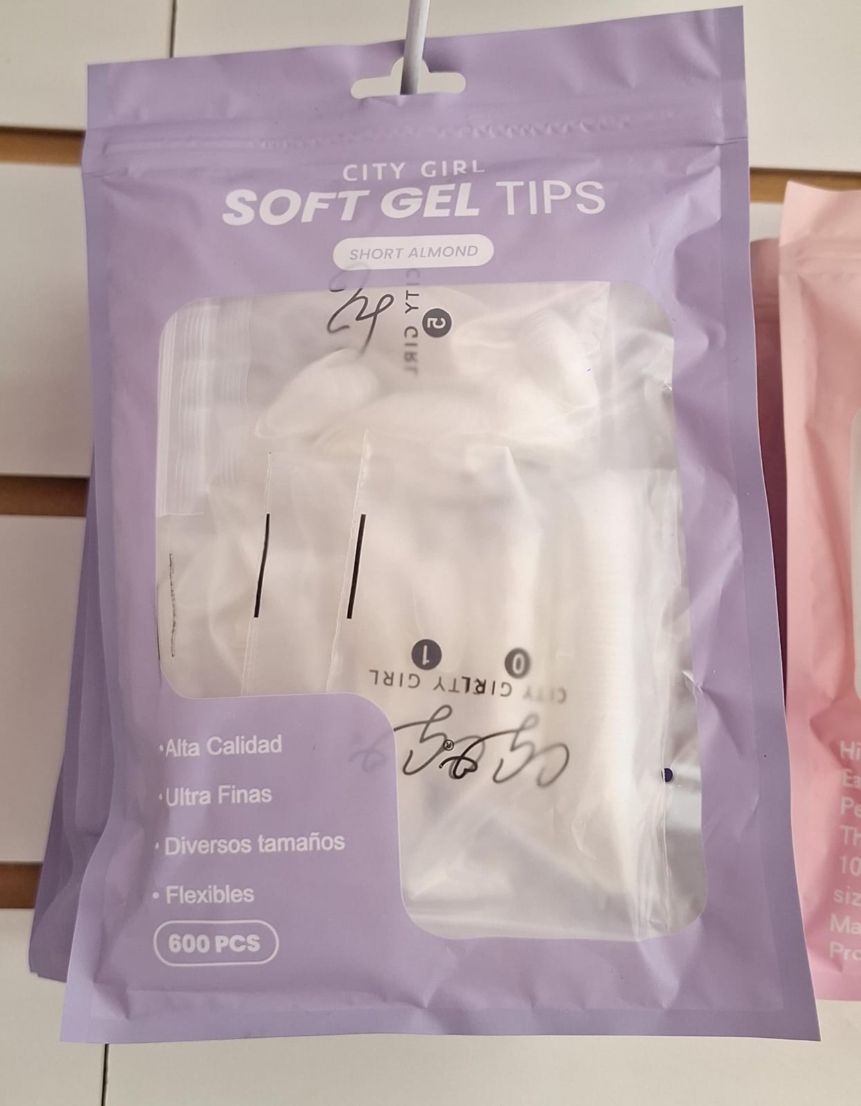 TIPS SOFT GEL ALMENDRA CORTA
