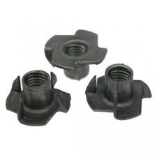 T157-TUERCA TEE NUT PARA MADERA  5 MM
