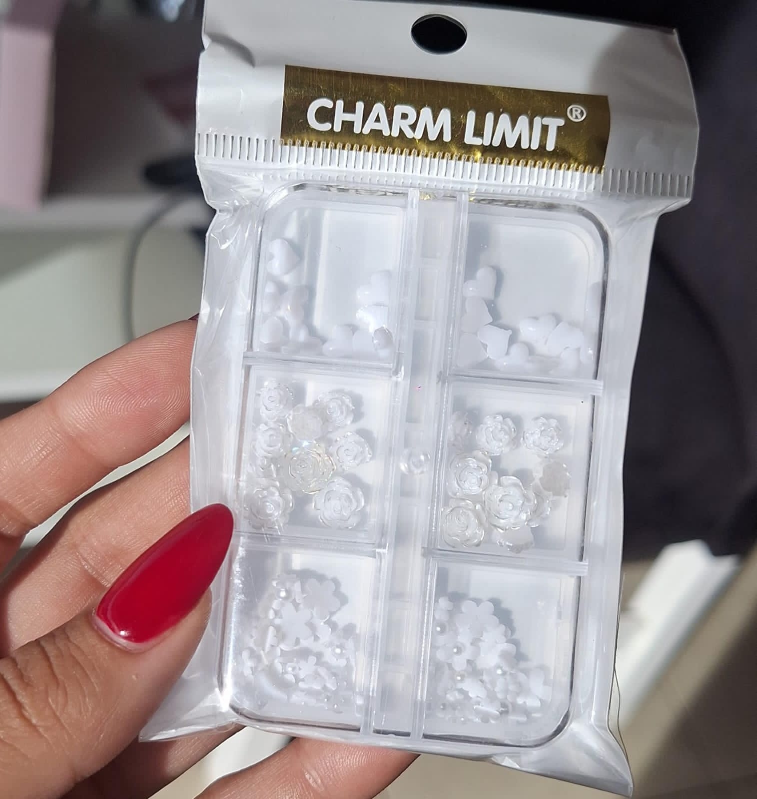 DECORACION PARA UÑAS BLANCA