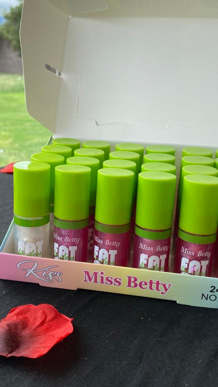 BRILLO LABIAL MISS BETTY
