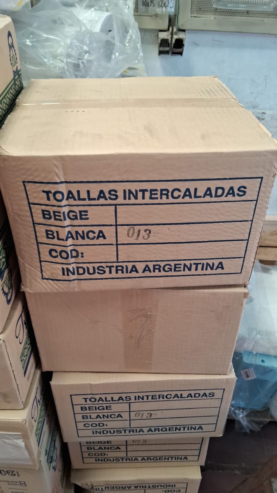 TOALLAS INTERCALDAS ARGENTINA  PREMIUM COD 013 1500u