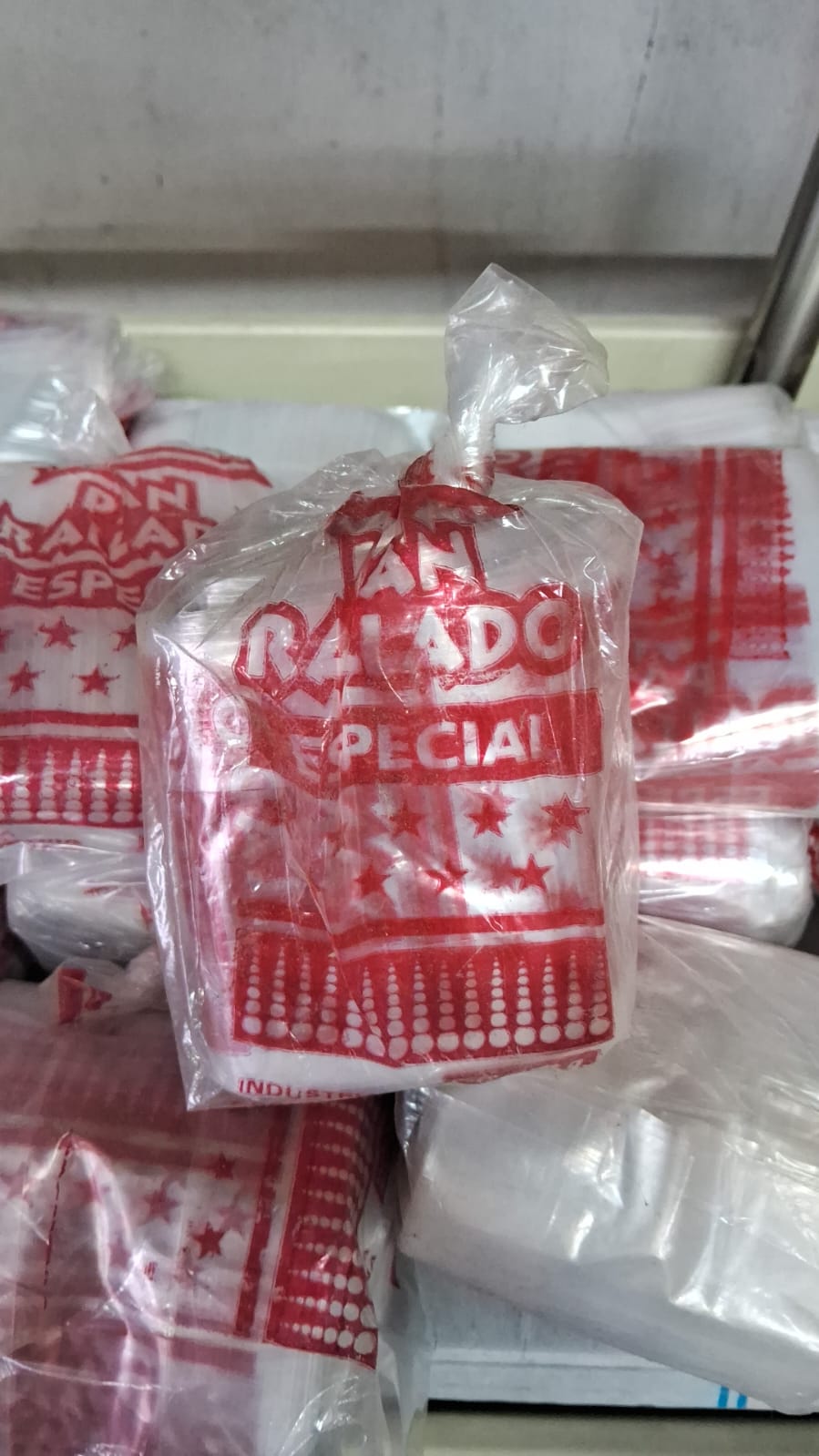 BOLSA VARIAS PAN RALLADO 1/4 rojo