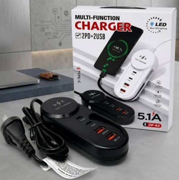 Zapatilla eléctrica de USB - Estación de carga (2 USB + 2 USB-C)